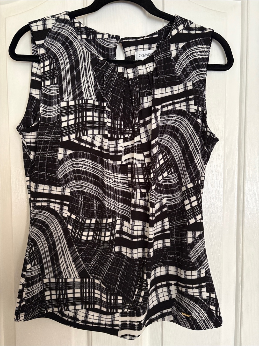 Calvin Klein Black & White Abstract Plaid Sleeveless Top